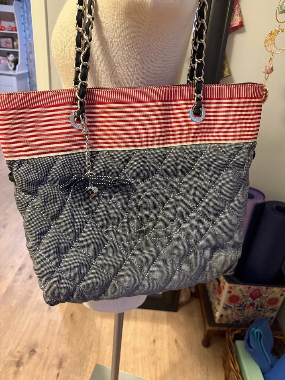 Chanel Gray Denim CC with White and Red 🇺🇸Stripe Quilted Tote 👜